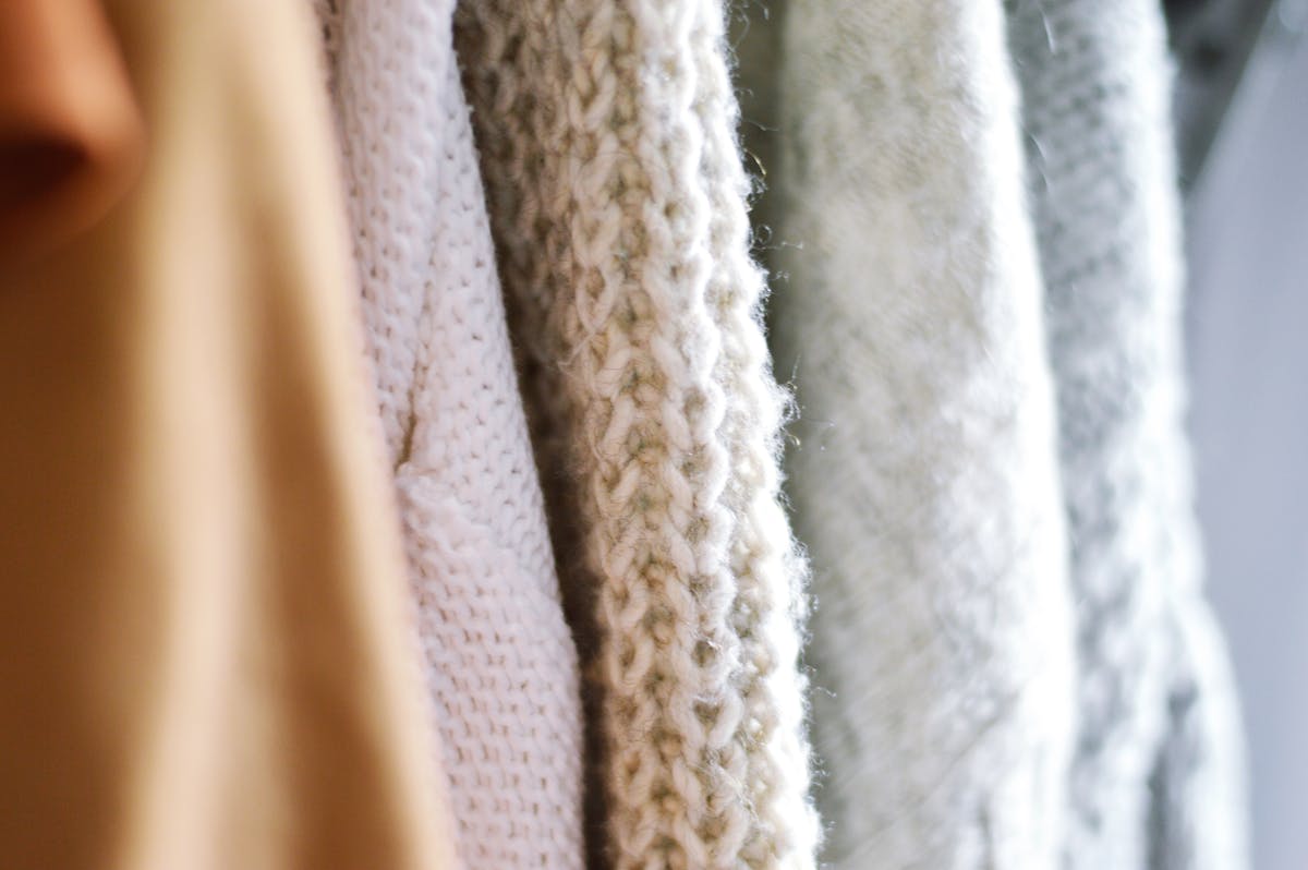 Neutral knit textures — Pexels